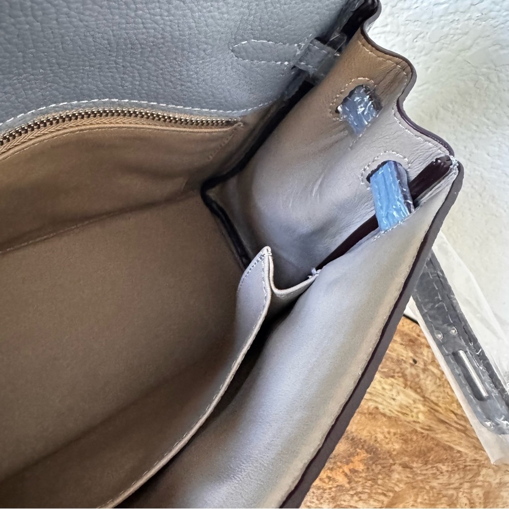 LEATHER INSIDE & OUT | Light Blue Gray 25 KL Belted Satchel Bag Top Handle S17 - Picture 10 of 12